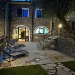 Nini Dachi Farm * Marina dʼAndora