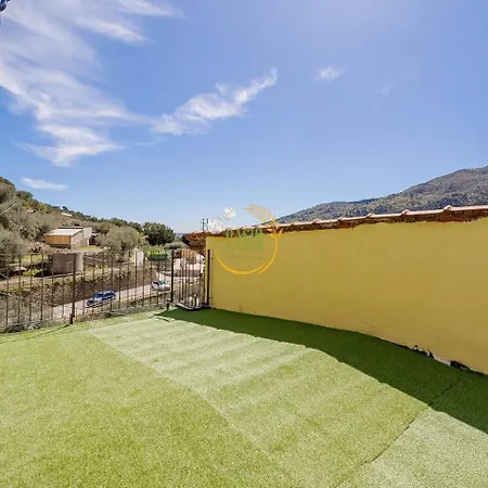 Nini Dachi Farm * Marina dʼAndora