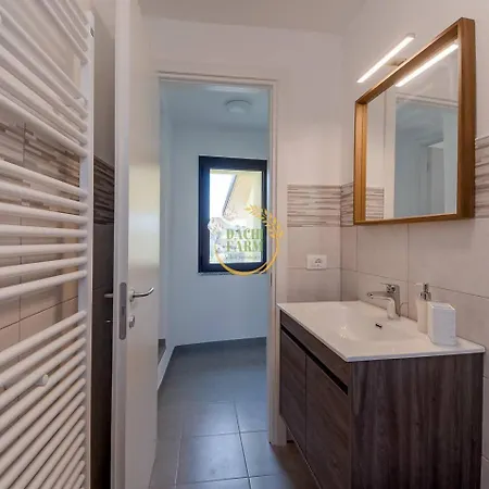 Nini Dachi Farm Apartment *