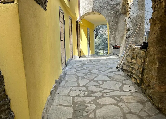 Nini Dachi Farm * Marina dʼAndora