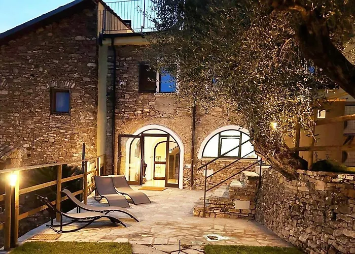 Nini Dachi Farm 公寓 Marina dʼAndora